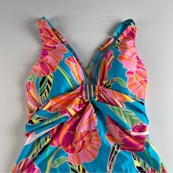 NWT Trina Turk Pink and Blue One Piece Swimsuit with Tropical Floral Design - Picture 4 of 10